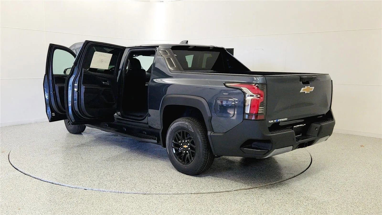 New 2026 Chevrolet Silverado EV LT image 11