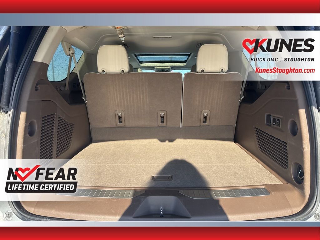 Used 2023 GMC Yukon XL Denali image 28