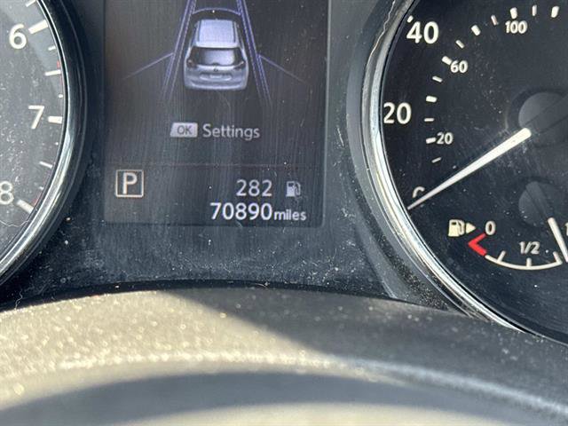 Used 2020 Nissan Rogue SV w/ Premium Package image 14