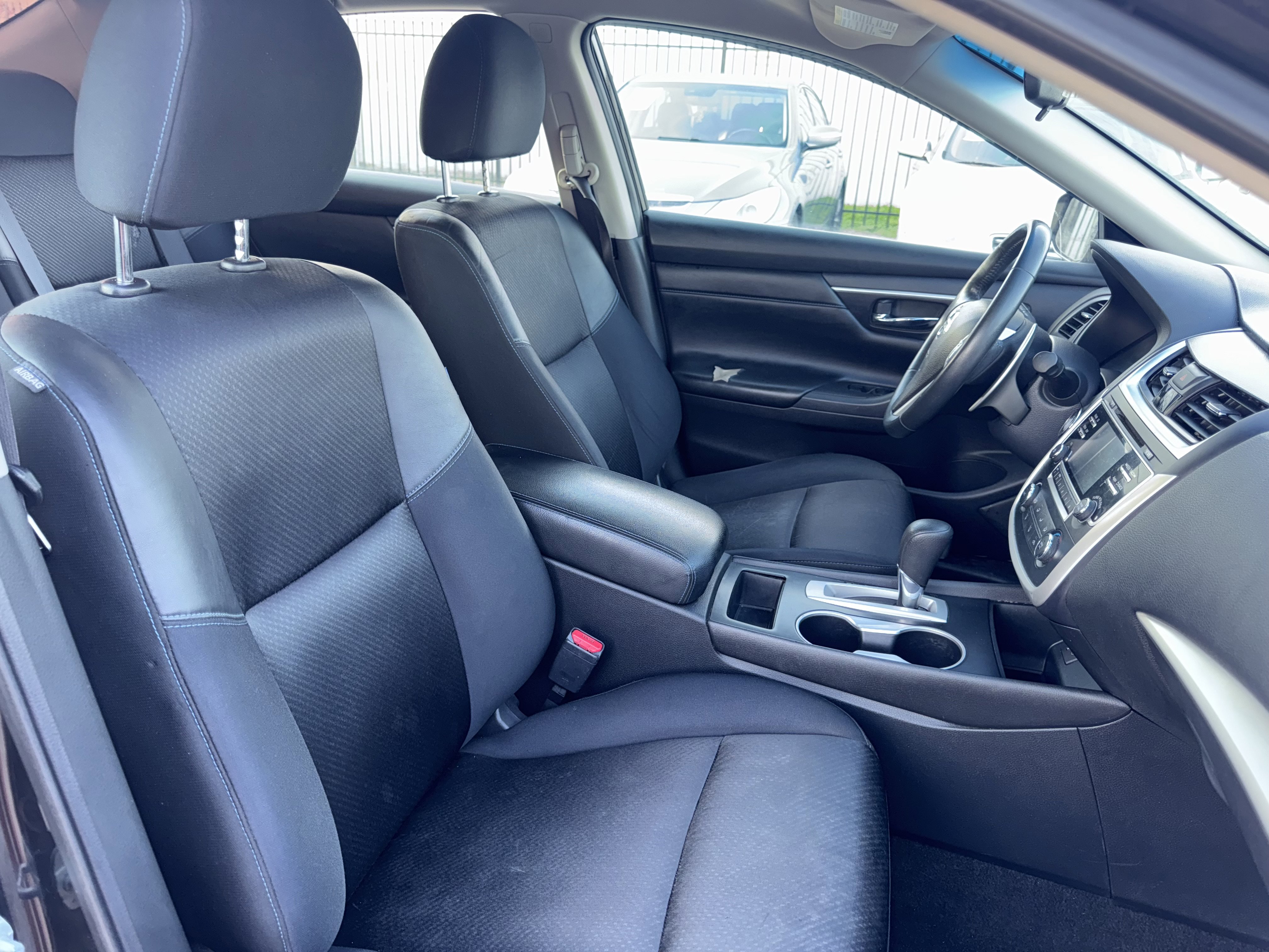 Used 2016 Nissan Altima 2.5 SR image 5