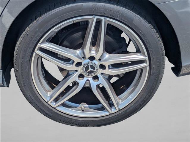 Used 2017 Mercedes-Benz E 300 4MATIC image 17