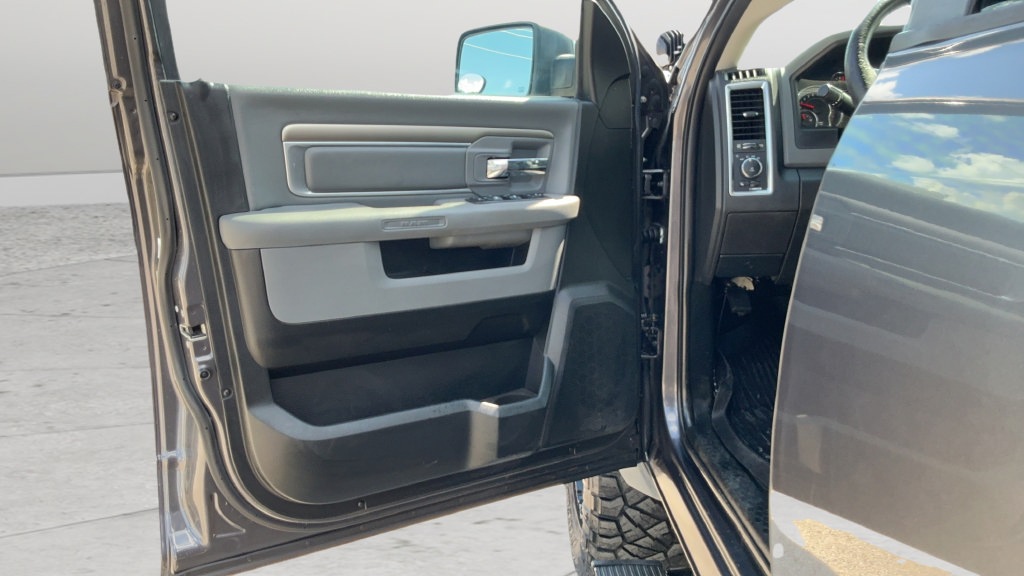Used 2018 RAM 1500 Lone Star AWD/4WD image 18
