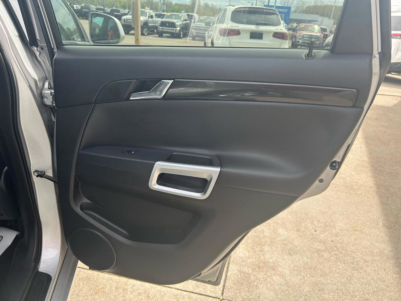 Used 2013 Chevrolet Captiva Sport LTZ FWD image 15