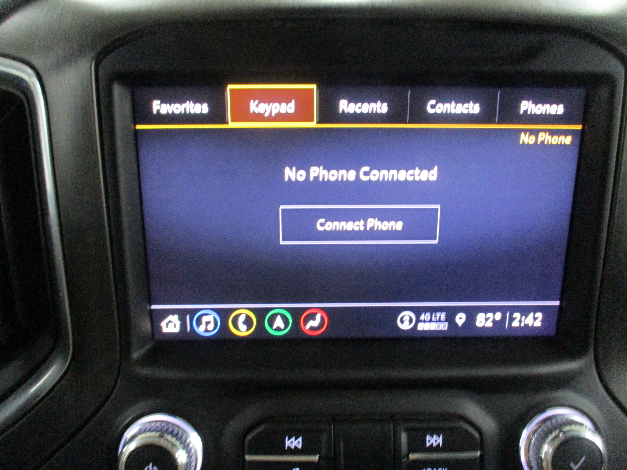 Certified 2022 GMC Sierra 1500 AT4 w/ AT4 Premium Package AWD/4WD image 31