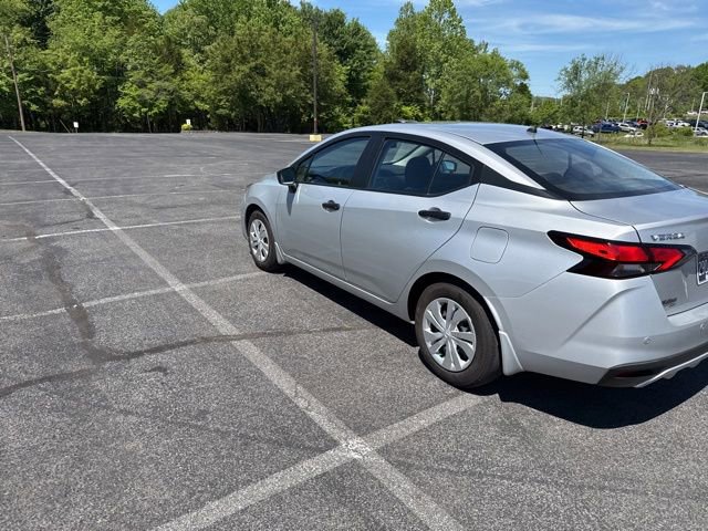 Used 2024 Nissan Versa S FWD image 11