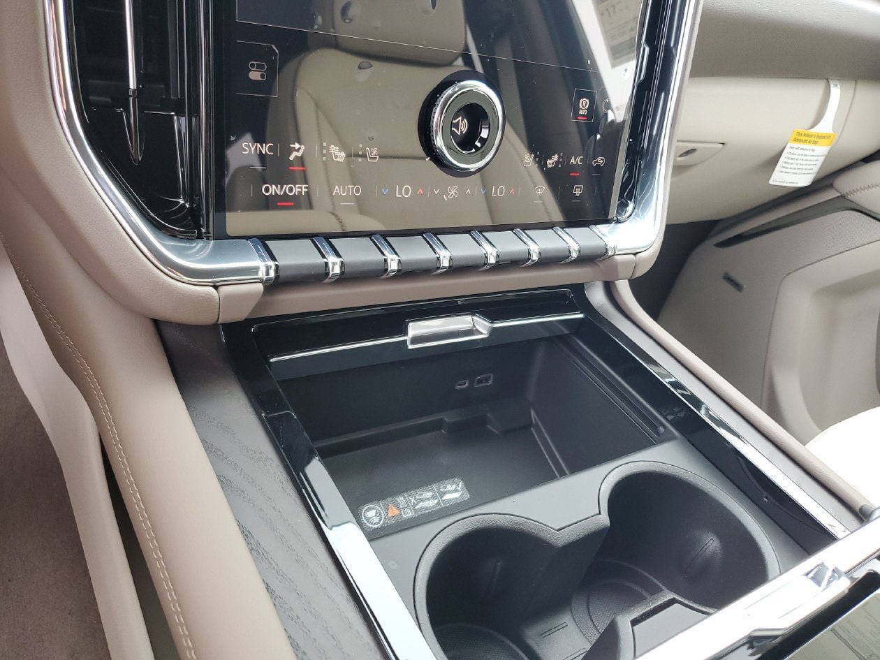 New 2027 GMC Yukon Denali w/ Sun & Power Step Package RWD image 23