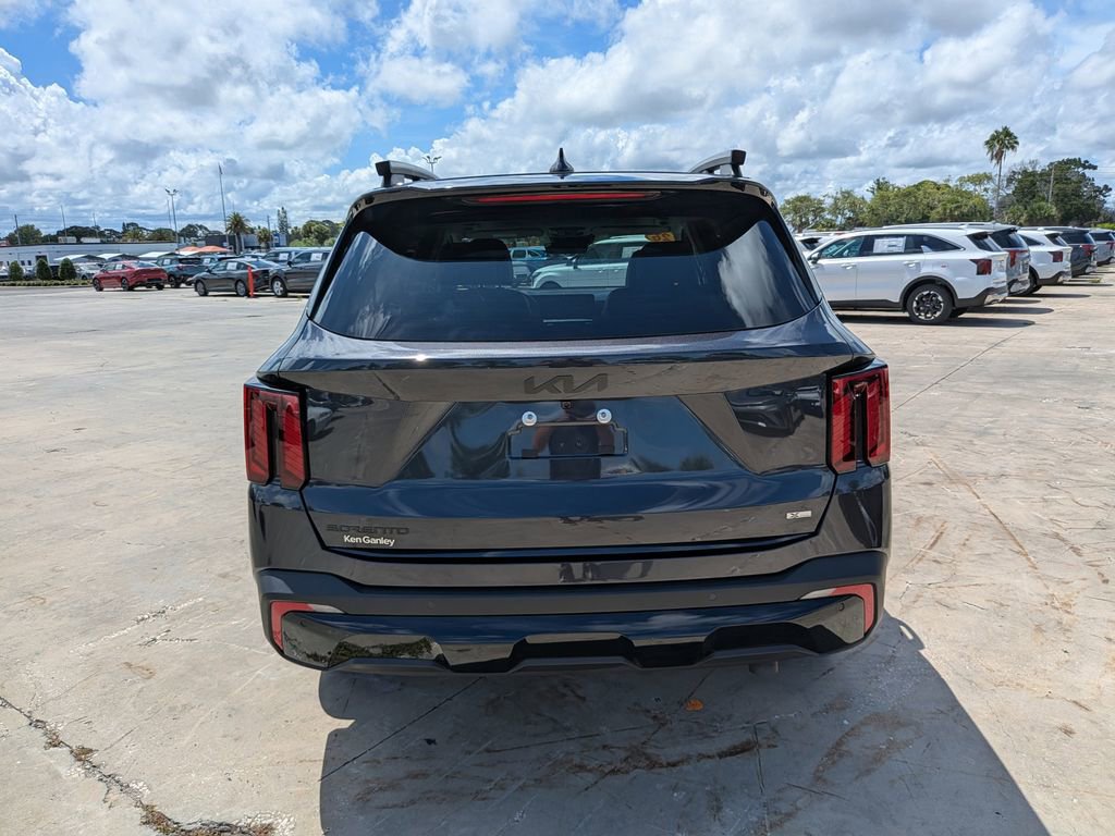 Certified 2026 Kia Sorento SX AWD/4WD image 7