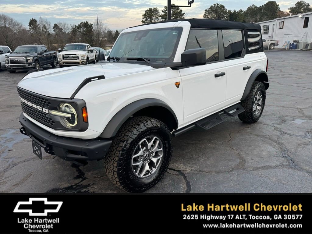 Used 2024 Ford Bronco Badlands image 1
