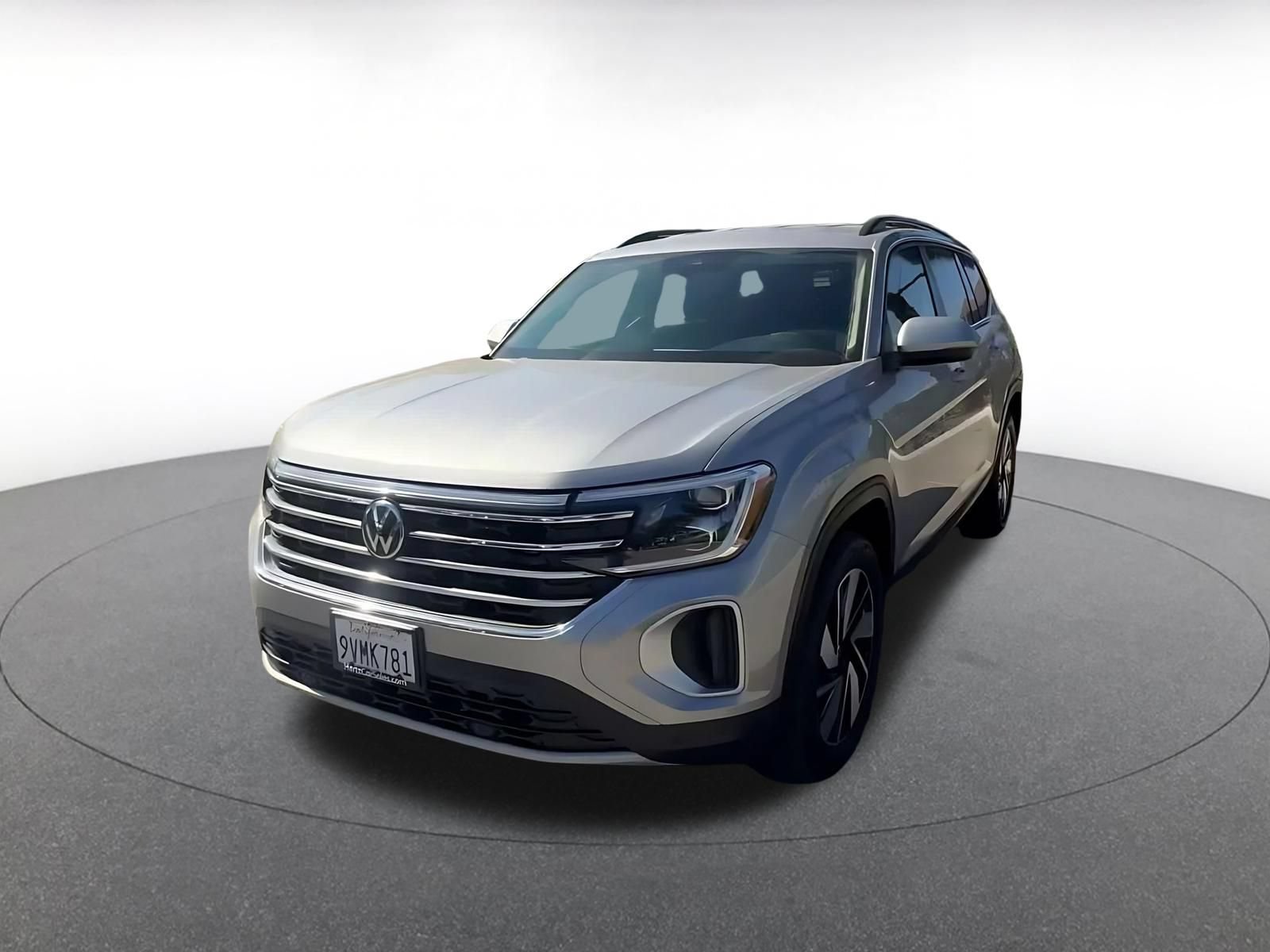 Used 2026 Volkswagen Atlas SE FWD image 4