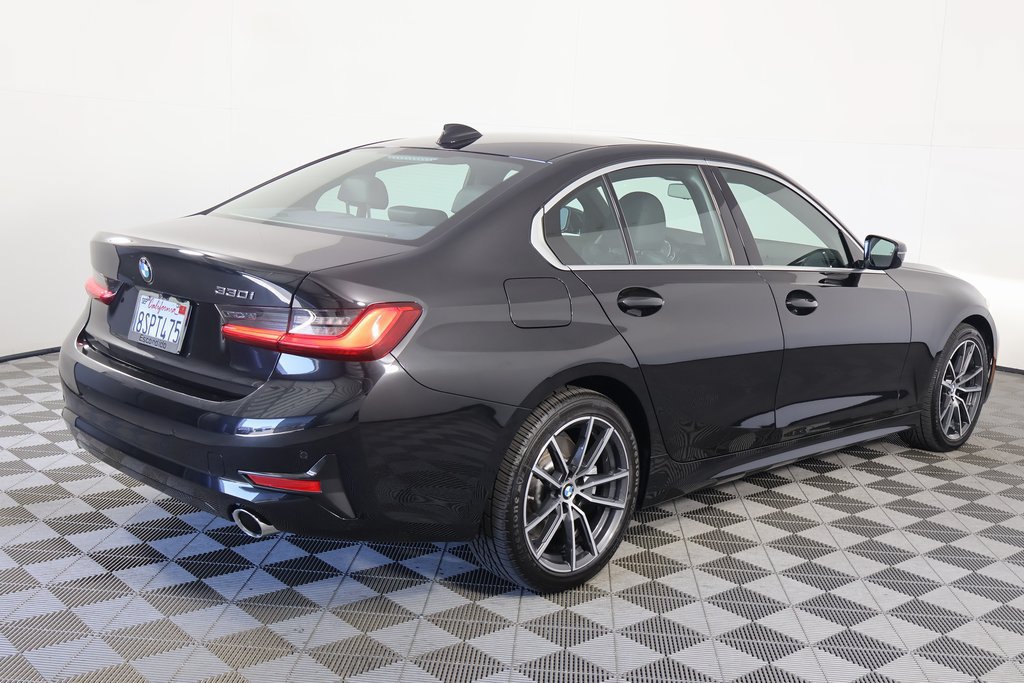 Used 2020 BMW 330i Sedan w/ Convenience Package RWD image 4
