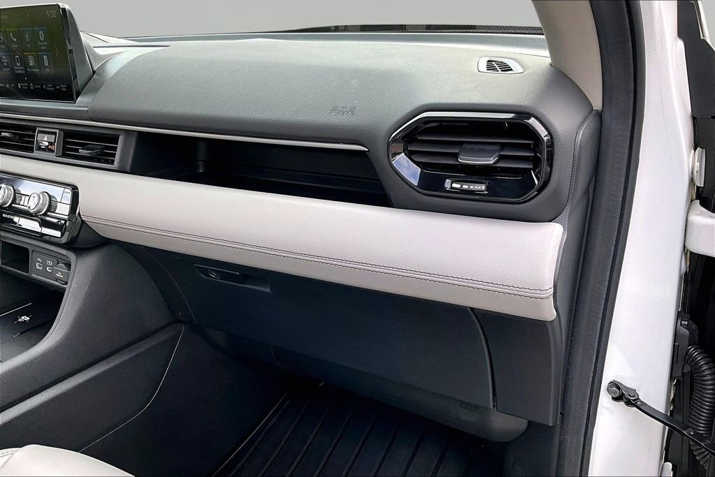 Used 2025 Honda Pilot EX-L image 21