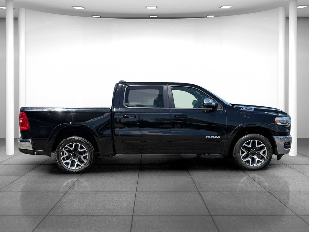 Used 2025 RAM 1500 Laramie AWD/4WD image 8