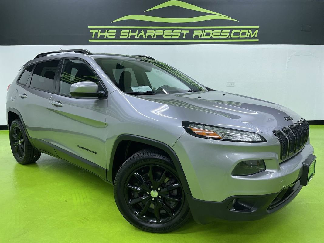 Used 2014 Jeep Cherokee Altitude w/ Comfort/Convenience Group