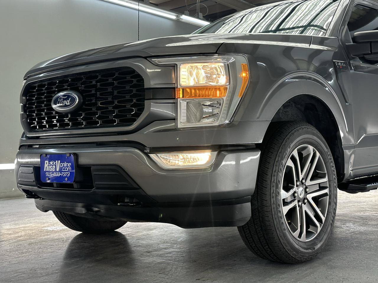 Used 2022 Ford F150 XL w/ STX Appearance Package AWD/4WD image 4
