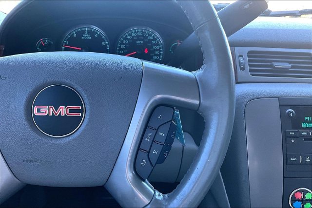 Used 2014 GMC Yukon SLT w/ Regional Value Package RWD image 11
