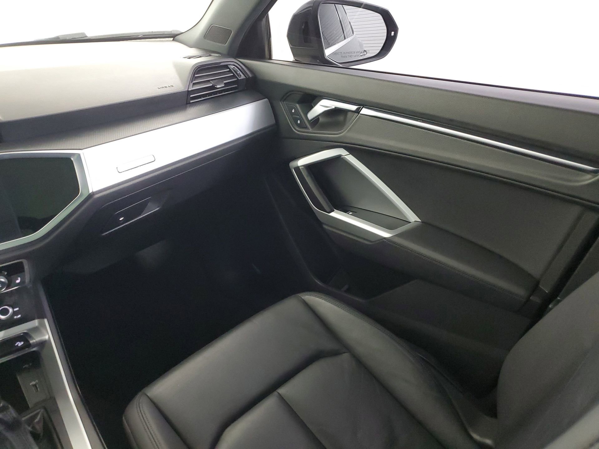 Used 2020 Audi Q3 2.0T Premium w/ Convenience Package image 48