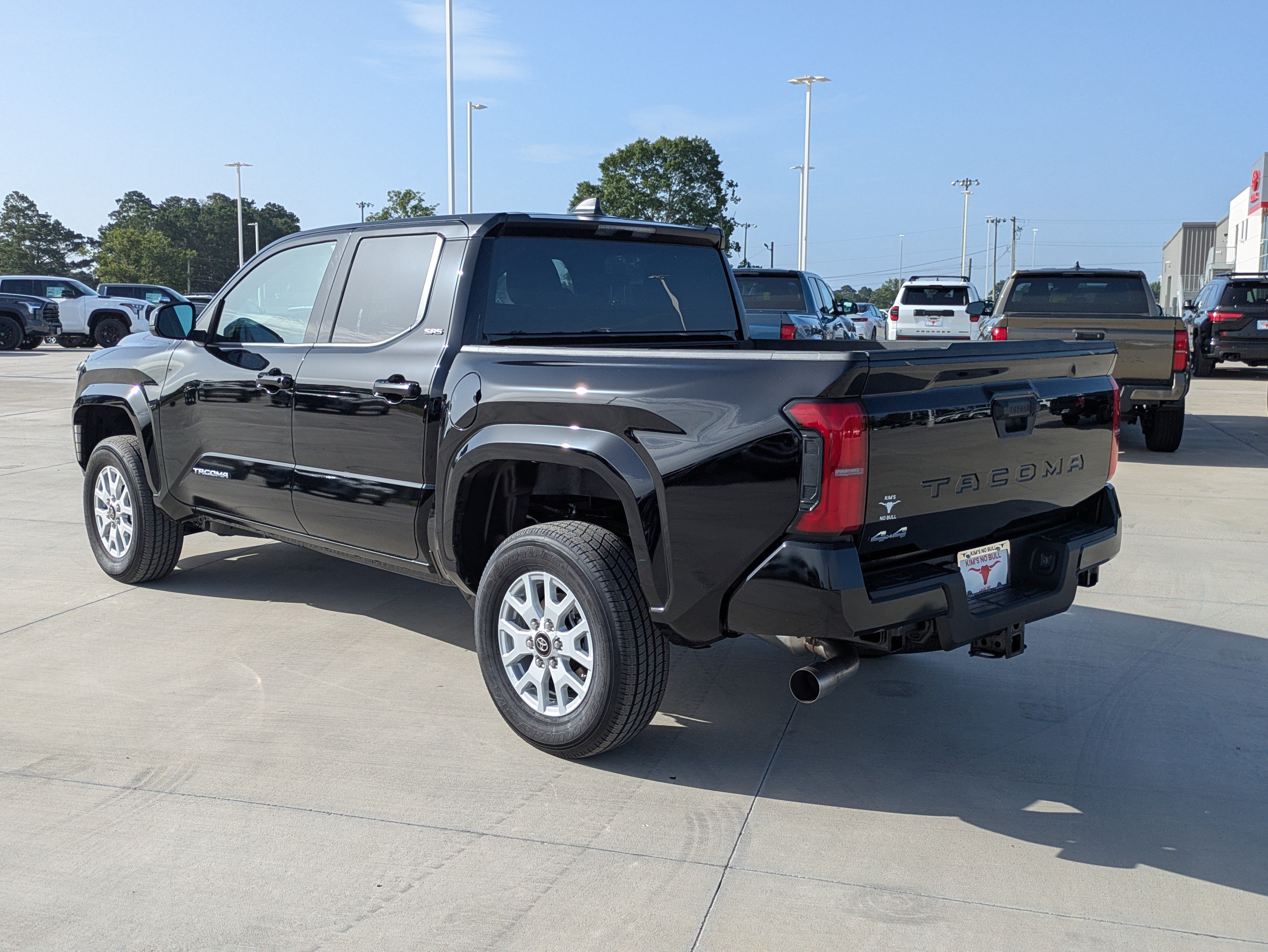 New 2026 Toyota Tacoma SR5 AWD/4WD image 3