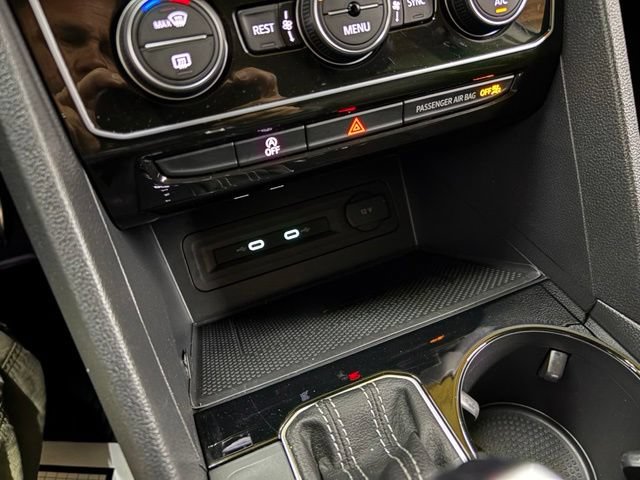 Used 2022 Volkswagen Atlas SEL Premium AWD/4WD image 65