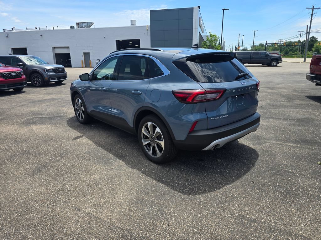 Certified 2023 Ford Escape Platinum AWD/4WD image 3
