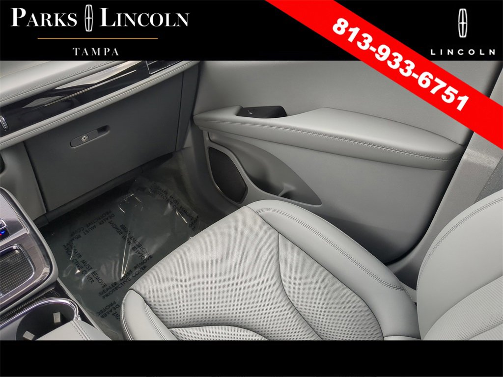 Certified 2023 Lincoln Nautilus Reserve w/ Equipment Group 201A image 14