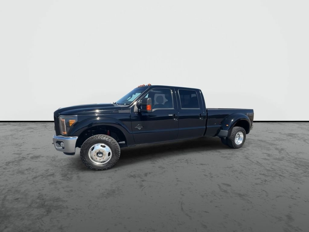 Used 2016 Ford F350 Lariat w/ Lariat Interior Package image 4