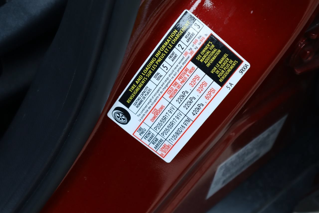 Used 2024 Nissan Kicks SV FWD image 28