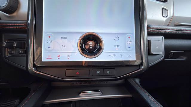 Used 2023 Ford Expedition Timberline image 16