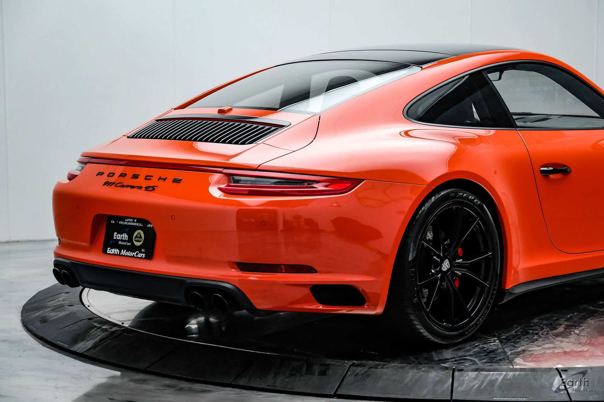 Used 2018 Porsche 911 Carrera 4S image 14