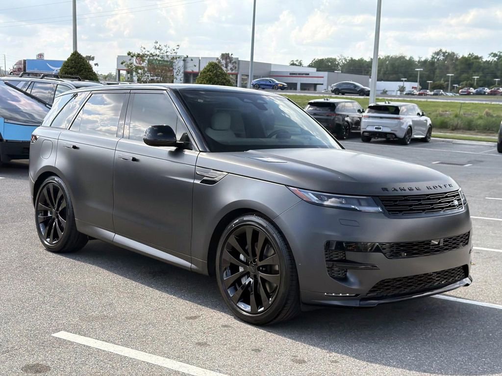 New 2026 Land Rover Range Rover Sport Dynamic SE image 7