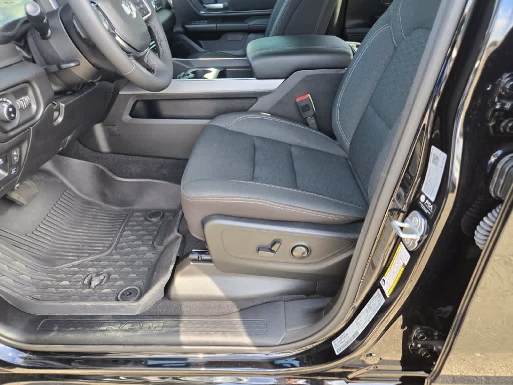 Used 2026 RAM 1500 Big Horn AWD/4WD image 18