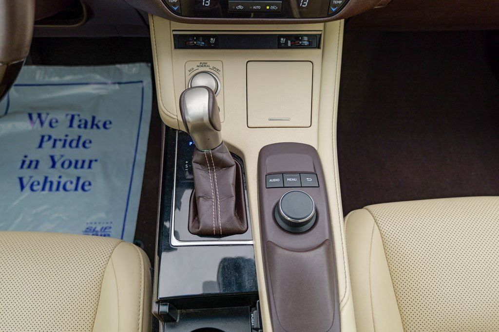 Used 2018 Lexus ES 350 w/ Premier Package image 50