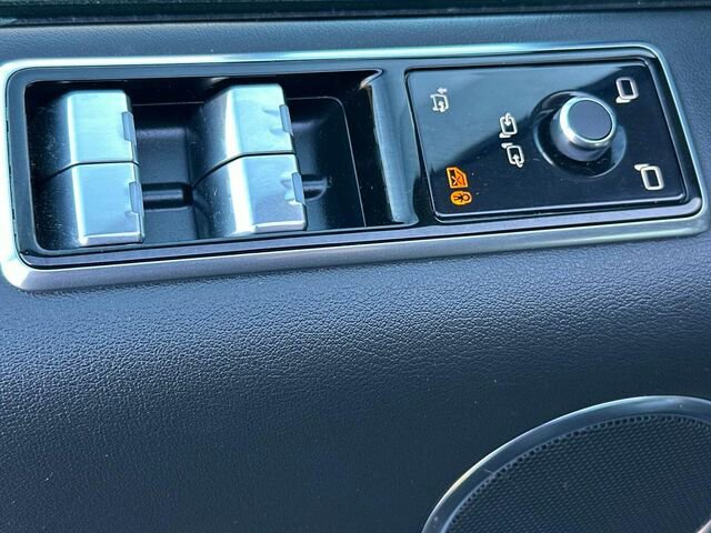 Used 2022 Land Rover Range Rover Sport HSE Silver Edition image 13