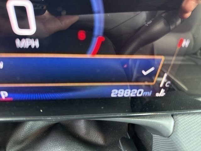 Used 2025 Chevrolet TrailBlazer LT AWD/4WD image 9