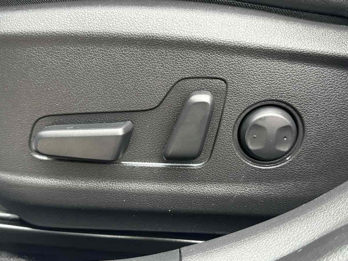 Used 2022 Hyundai Kona N w/ Cargo Package FWD image 12