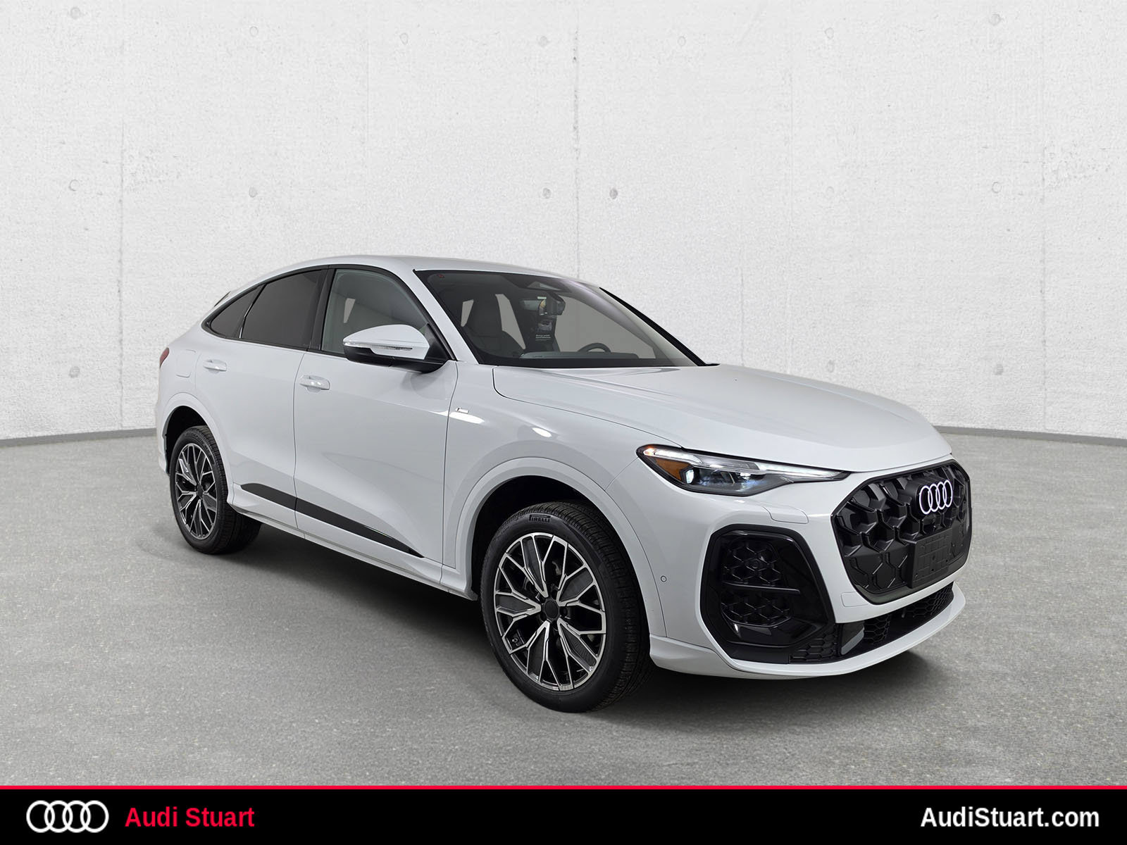 New 2026 Audi Q5 Premium Plus AWD/4WD 360° Tour