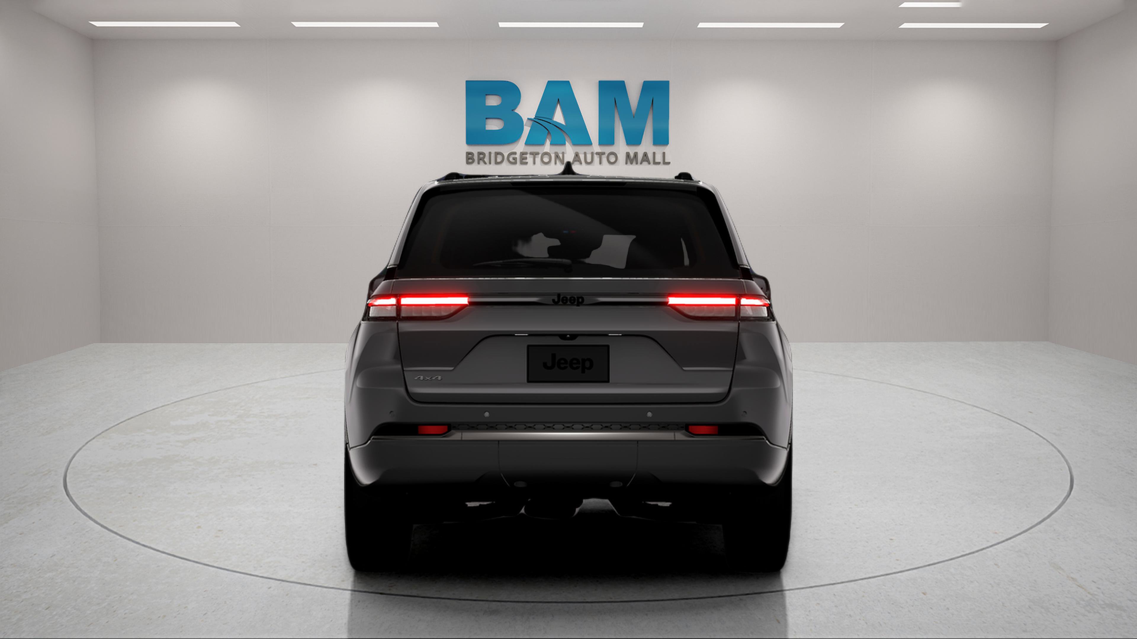 New 2026 Jeep Grand Cherokee Altitude image 8