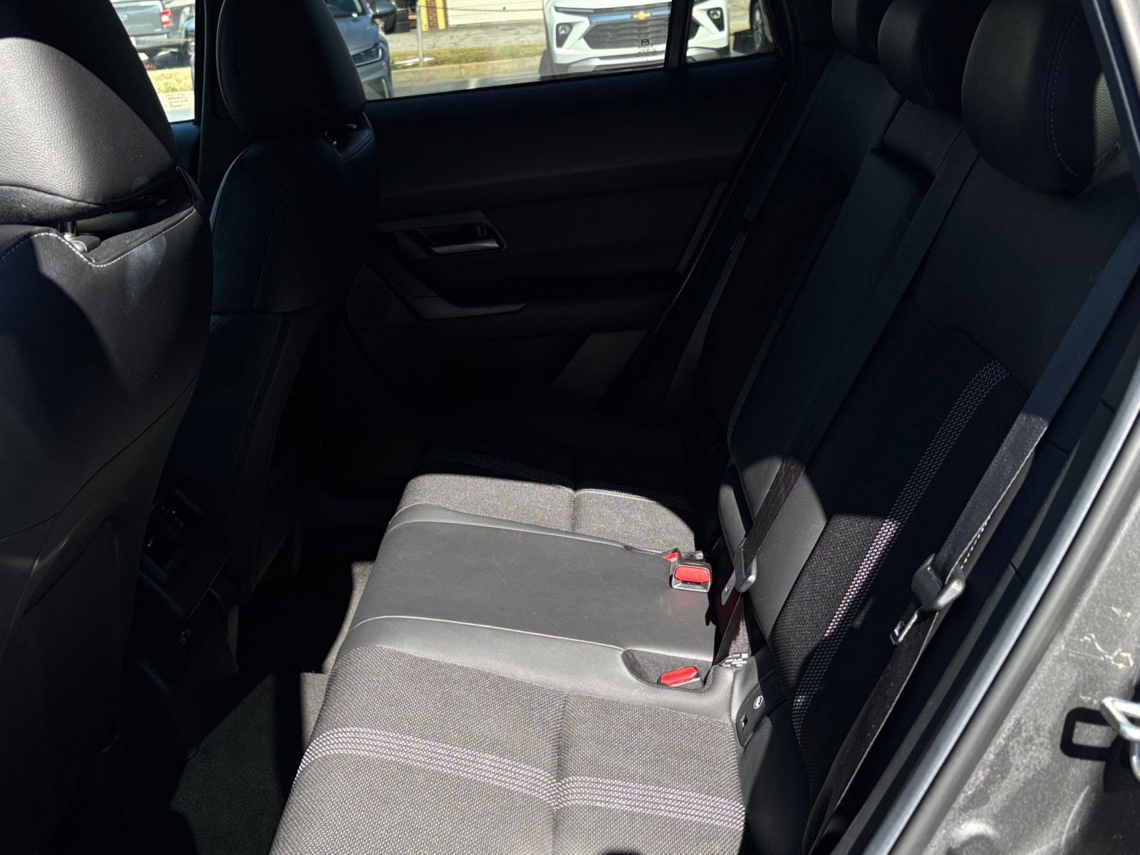 Used 2025 MAZDA CX-50 AWD 2.5 S w/ Preferred Package image 26