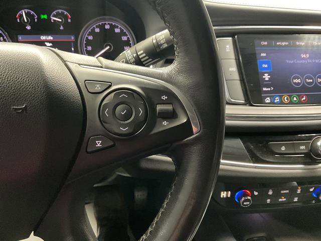 Used 2021 Buick Enclave Essence w/ Sound and Sites Package image 18