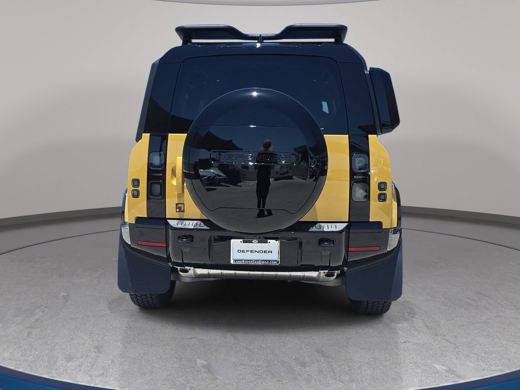 New 2026 Land Rover Defender 110 Trophy Edition AWD/4WD image 6