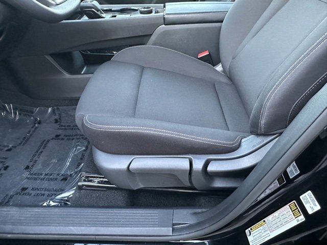 Used 2023 Nissan Rogue S image 24