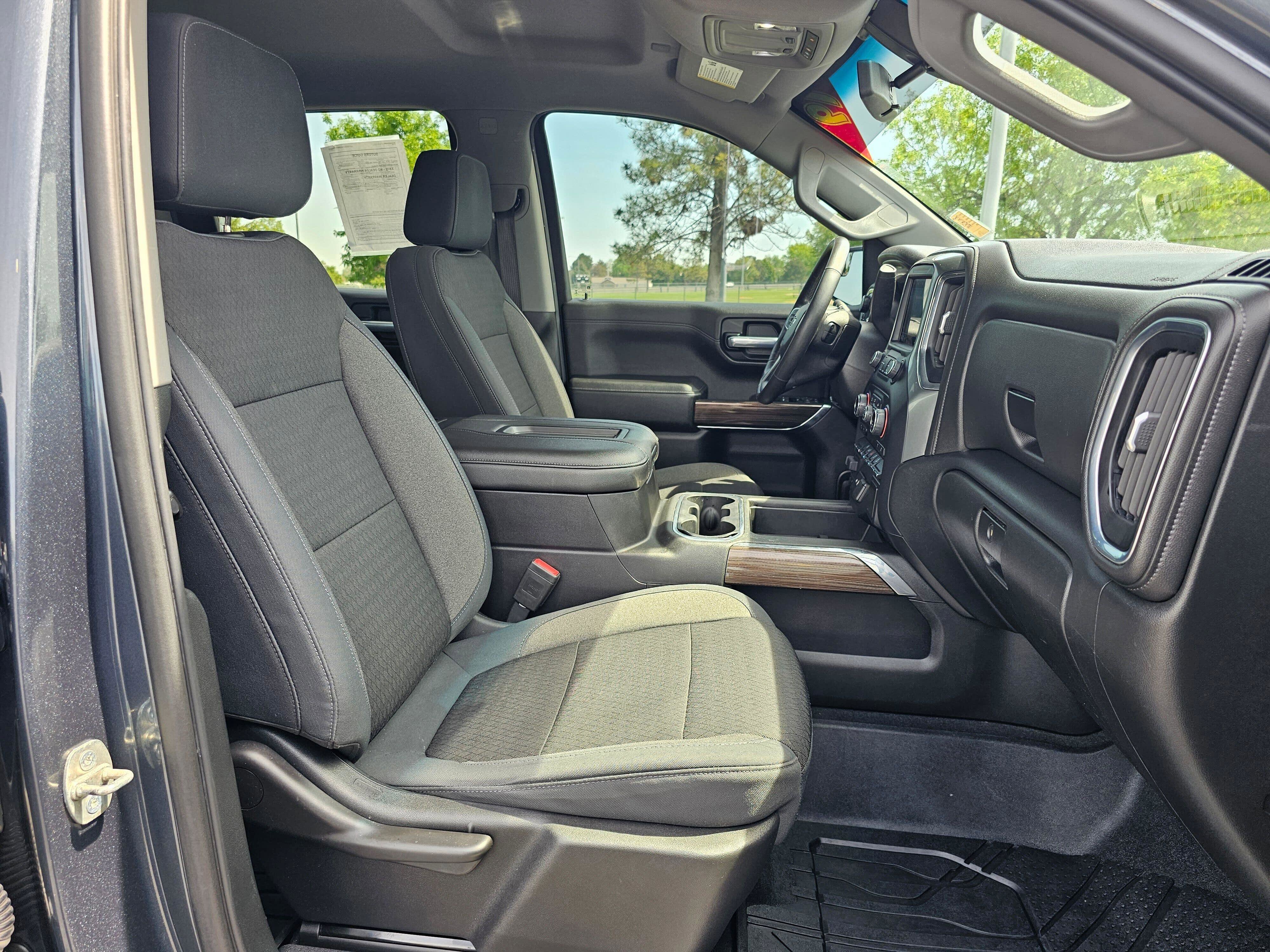 Used 2019 Chevrolet Silverado 1500 LT Trail Boss AWD/4WD image 11