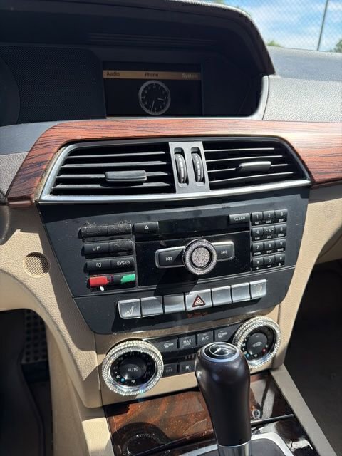 Used 2012 Mercedes-Benz C 250 Sedan image 13