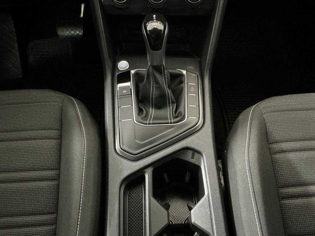 Used 2022 Volkswagen Tiguan S FWD image 13