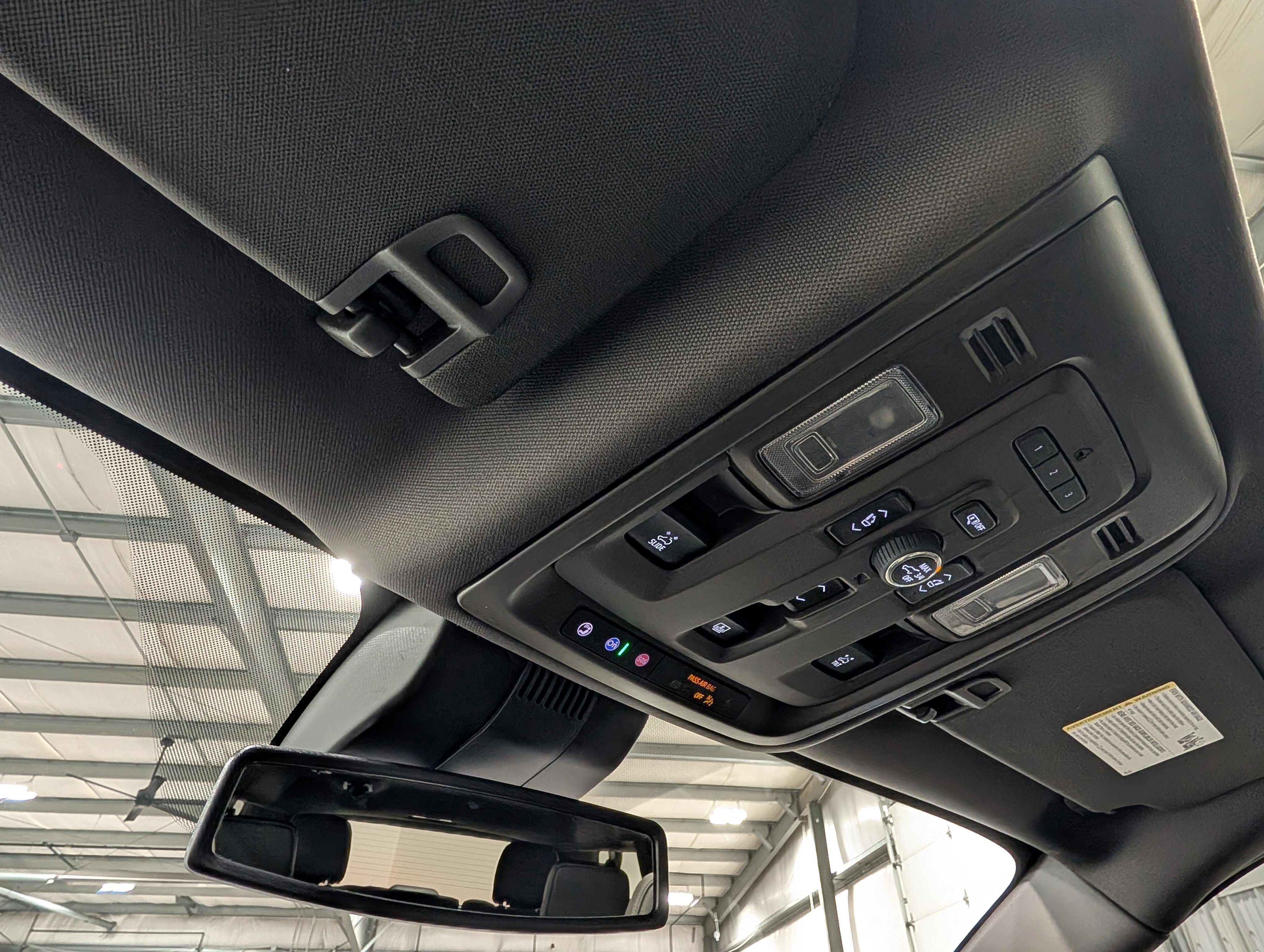 Used 2023 GMC Yukon XL Denali AWD/4WD image 38