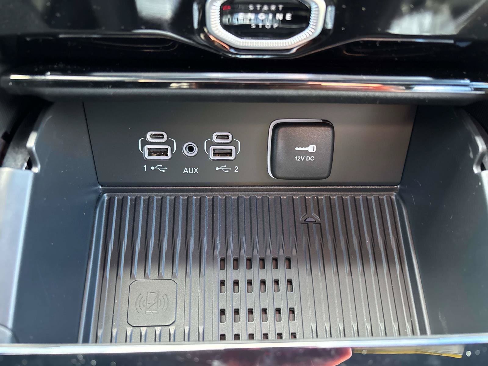 New 2026 Jeep Grand Cherokee Altitude AWD/4WD image 14
