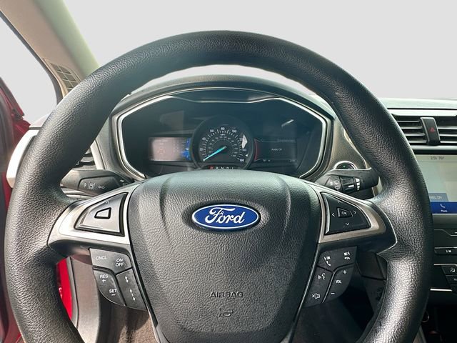 Used 2020 Ford Fusion S image 11