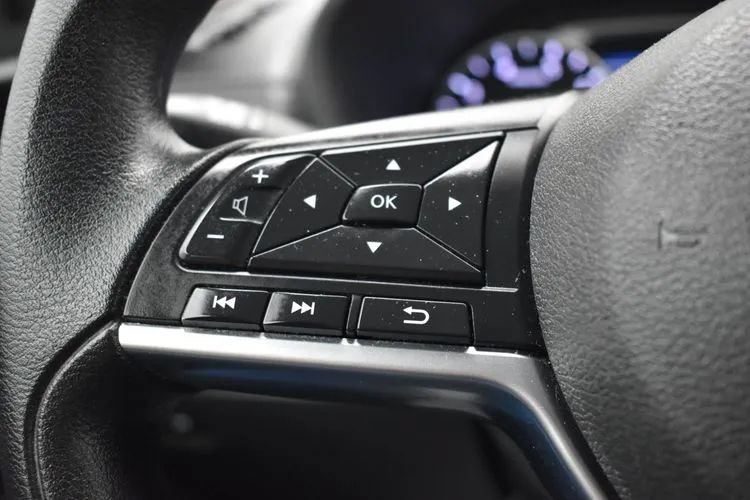Used 2024 Nissan Sentra SV FWD image 23