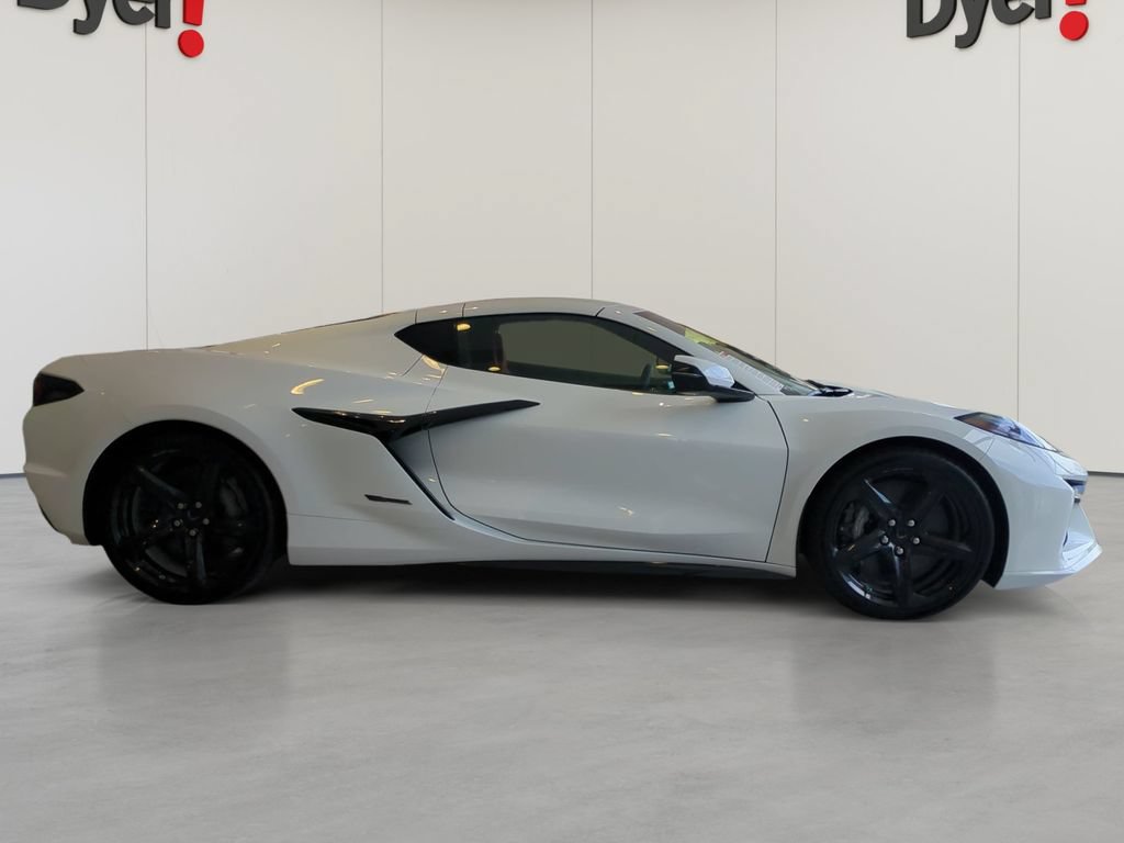 New 2025 Chevrolet Corvette E-Ray w/ Stealth Interior Trim Package AWD/4WD image 3