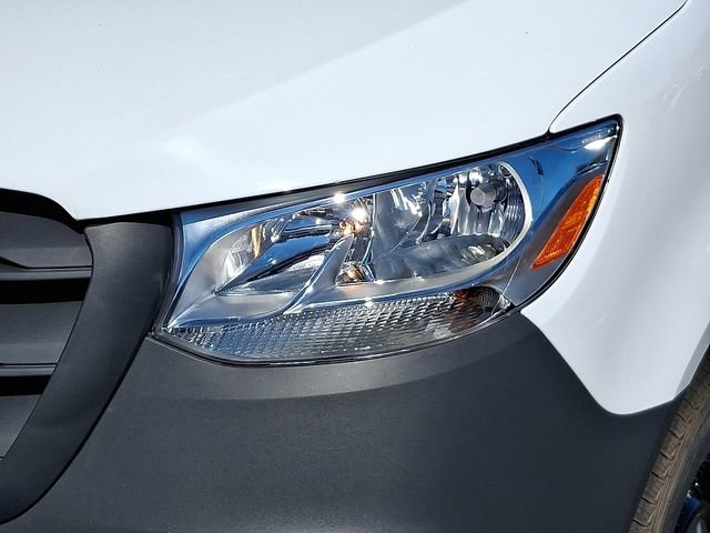 Used 2025 Mercedes-Benz Sprinter 2500 image 9