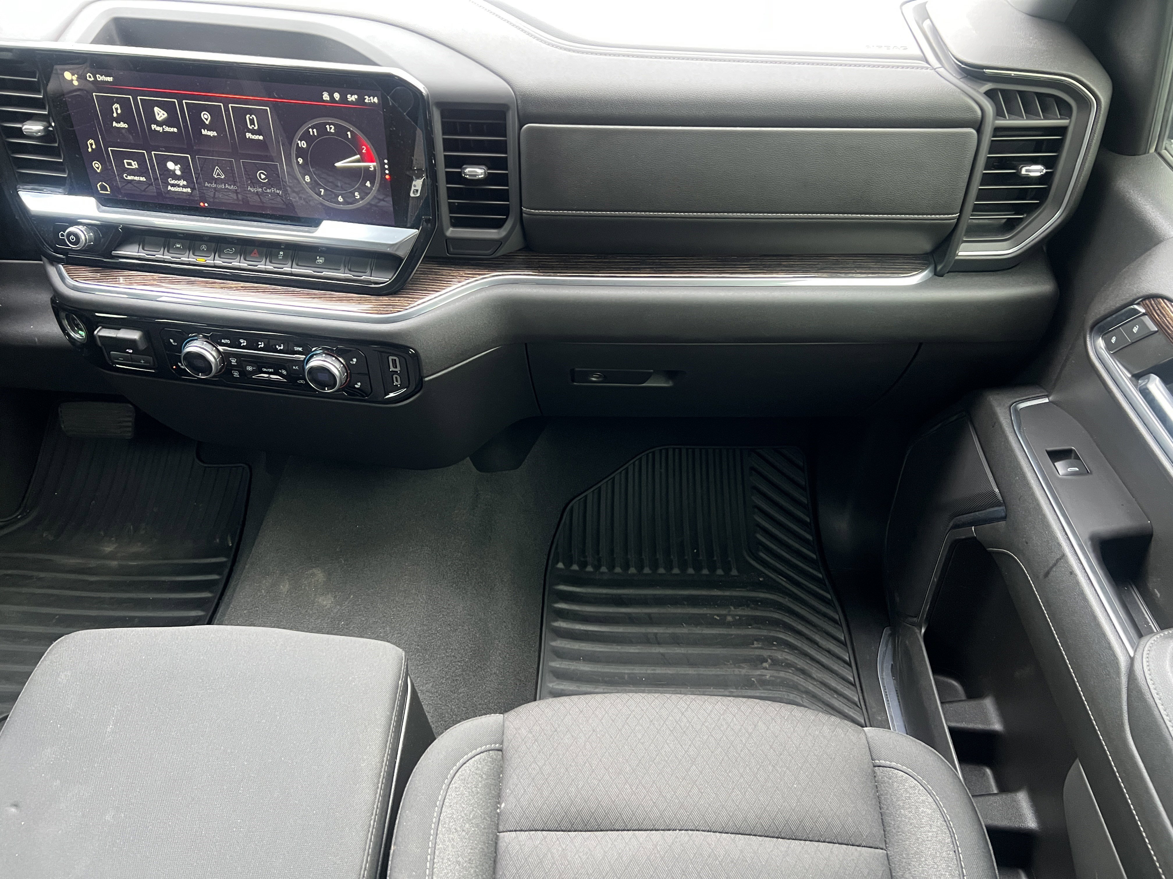 Used 2024 GMC Sierra 1500 SLE w/ Preferred Package image 31